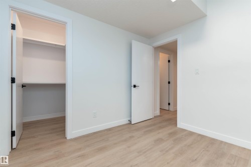 10946 62 Avenue, Edmonton, AB 