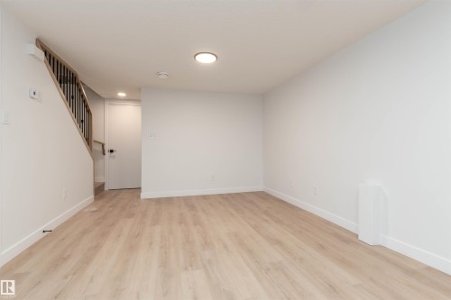 10946 62 Avenue, Edmonton, AB 