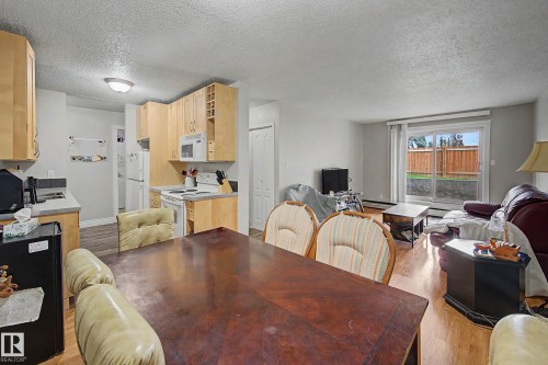 009 10520 80 Avenue, Edmonton, AB - Indoor
