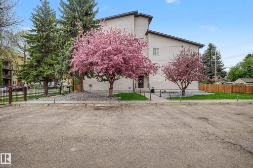 009 10520 80 Avenue, Edmonton, AB - Outdoor