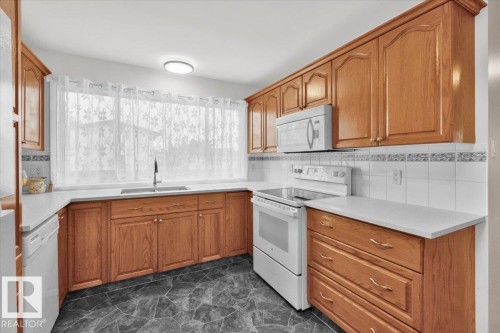 10822 134 Avenue, Edmonton, AB 