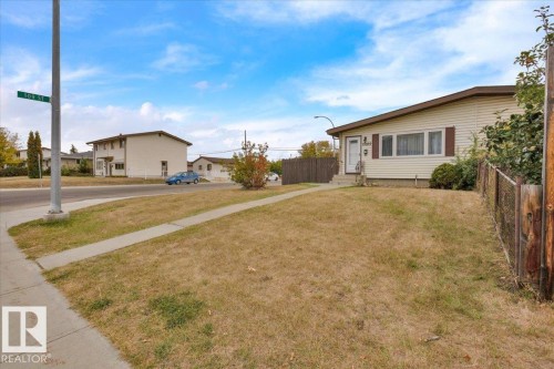 10822 134 Avenue, Edmonton, AB 