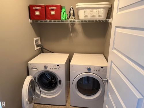 7028 174 Avenue, Edmonton, AB - Indoor Photo Showing Laundry Room