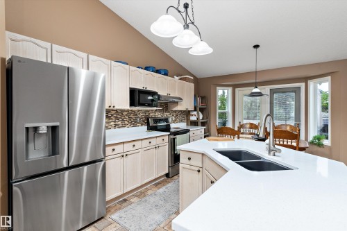 12811 161 Avenue, Edmonton, AB 