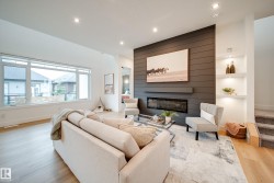 42 20425 93 Avenue  Edmonton, AB T5T 7C7
