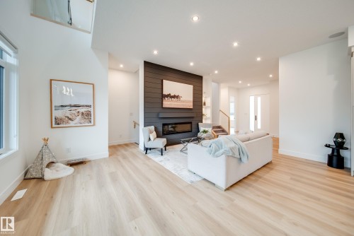 42 20425 93 Avenue, Edmonton, AB 