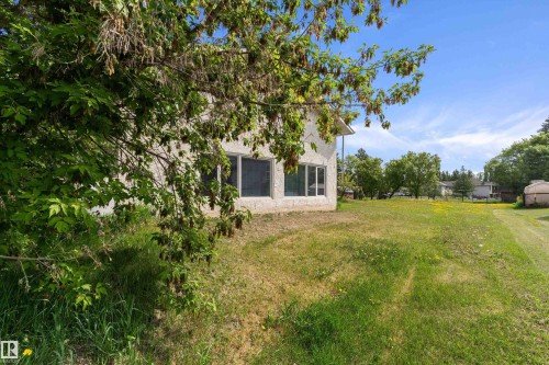 20415 Quadrant Ave, Edmonton, AB 