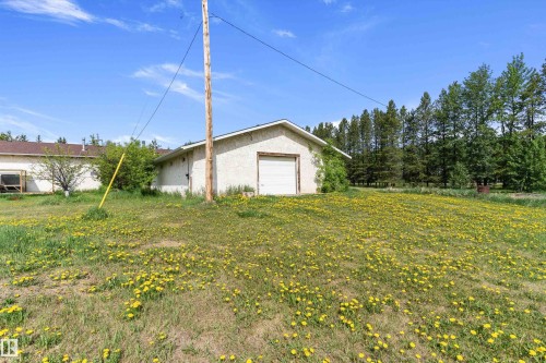 20415 Quadrant Ave, Edmonton, AB 