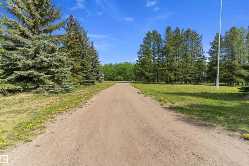 20415 Quadrant Ave, Edmonton, AB 
