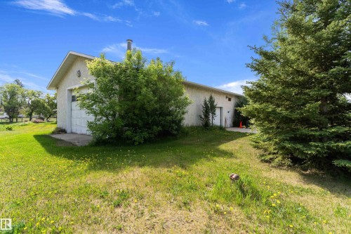 20415 Quadrant Ave, Edmonton, AB 