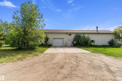 20415 Quadrant Ave, Edmonton, AB 