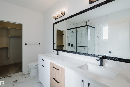 52 Meadowgrove Landing, Spruce Grove, AB 