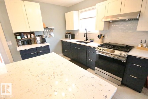 19036 72A Avenue, Edmonton, AB 