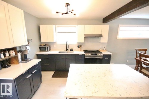 19036 72A Avenue, Edmonton, AB 