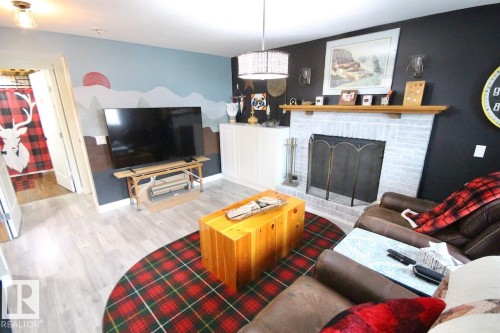 19036 72A Avenue, Edmonton, AB 
