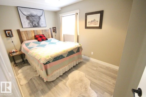 19036 72A Avenue, Edmonton, AB 