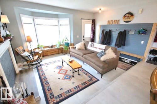 19036 72A Avenue, Edmonton, AB 