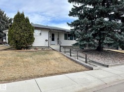 7916 150 Avenue  Edmonton, AB T5C 2Y4