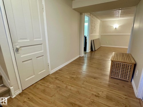 7916 150 Avenue, Edmonton, AB - Indoor Photo Showing Other Room