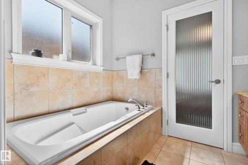 13 Oakcrest Terrace, St. Albert, AB 