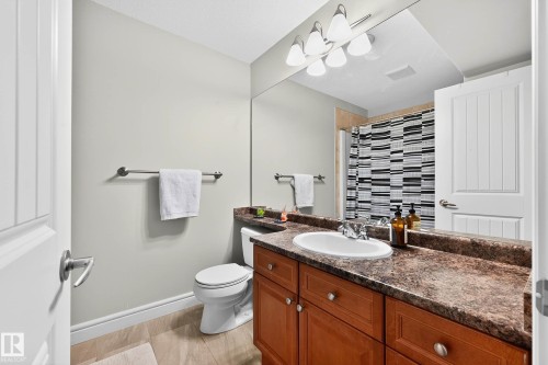 13 Oakcrest Terrace, St. Albert, AB 