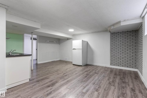 19 Greenwich Crescent, St. Albert, AB 