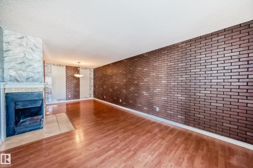 28 3111 142 Avenue, Edmonton, AB 