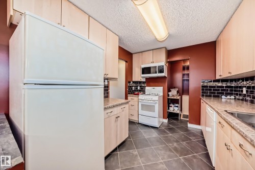28 3111 142 Avenue, Edmonton, AB 