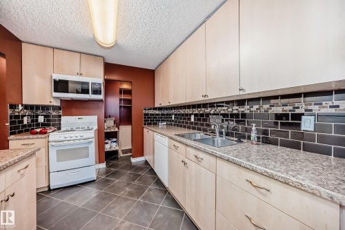 28 3111 142 Avenue, Edmonton, AB 