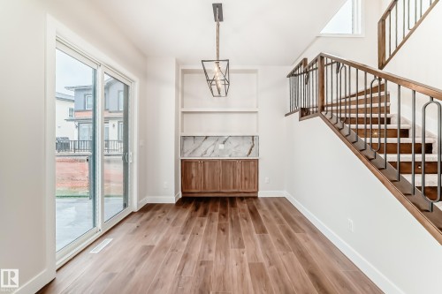 7663 Kimiwan Crescent, Edmonton, AB 