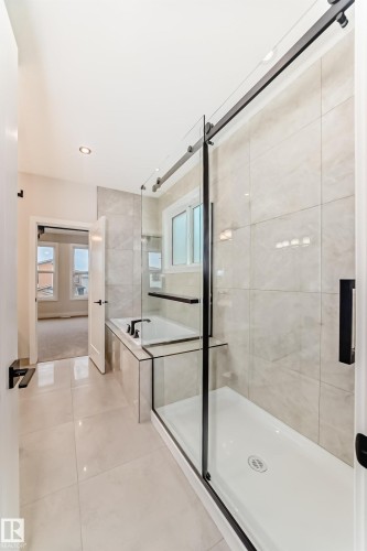 7663 Kimiwan Crescent, Edmonton, AB 