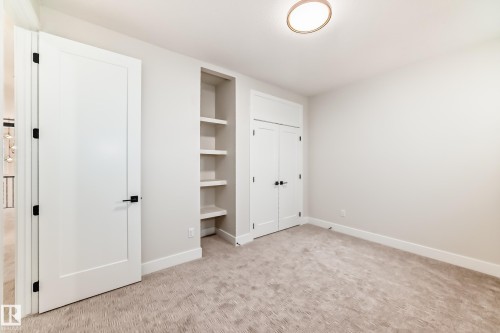 7663 Kimiwan Crescent, Edmonton, AB 