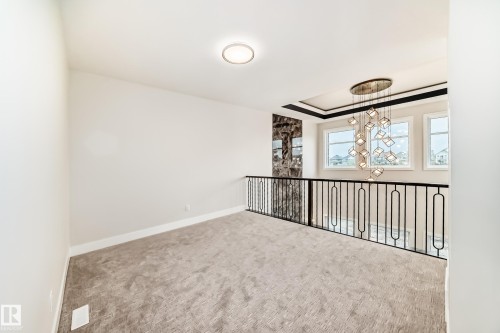 7663 Kimiwan Crescent, Edmonton, AB 