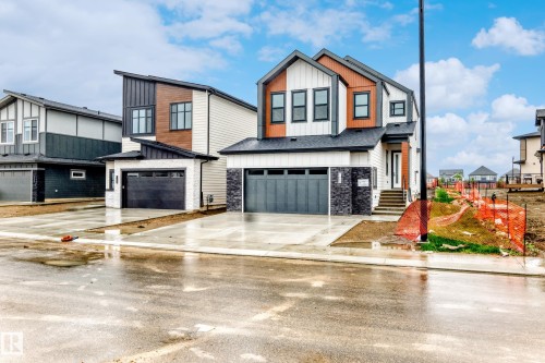 7663 Kimiwan Crescent, Edmonton, AB 