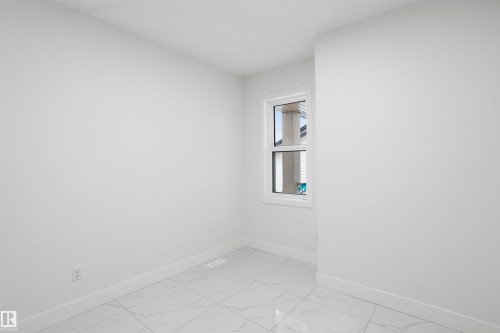 3026 7A Avenue, Edmonton, AB 