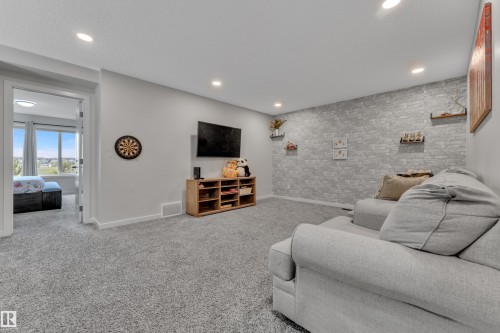 2925 Chokecherry Common, Edmonton, AB 