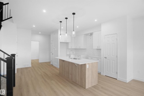 2258 194A Street, Edmonton, AB 