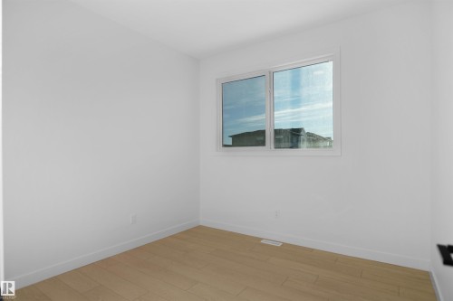 17506 5A Street, Edmonton, AB 
