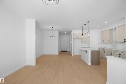 17510 5A Street, Edmonton, AB 