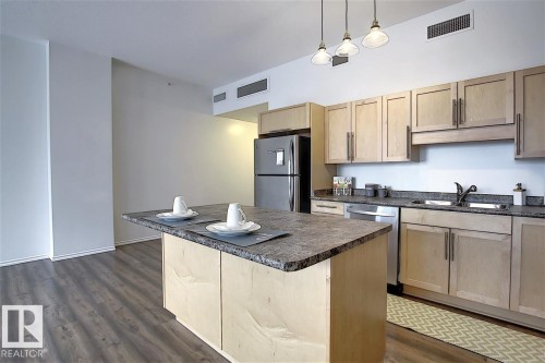 503 10106 105 Street, Edmonton, AB 