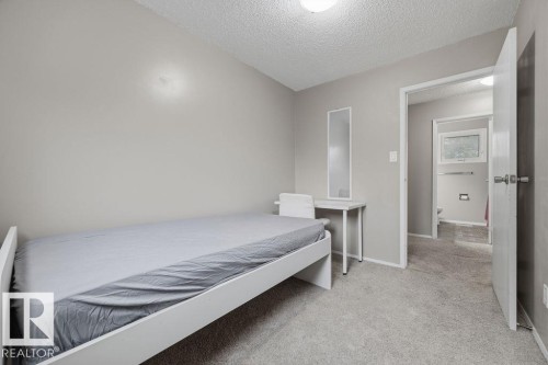 5655 137 Avenue, Edmonton, AB 