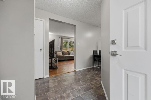 5655 137 Avenue, Edmonton, AB 