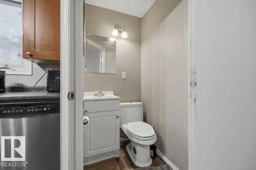 5655 137 Avenue, Edmonton, AB 