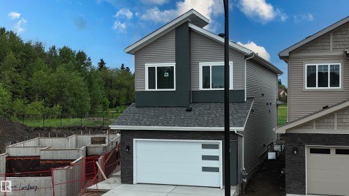 28 Meadowgrove Landing, Spruce Grove, AB 