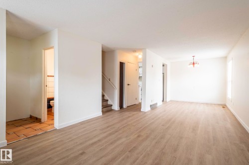 18439 66 Avenue, Edmonton, AB - Indoor Photo Showing Other Room