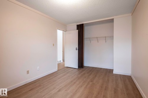 18439 66 Avenue, Edmonton, AB - Indoor Photo Showing Other Room
