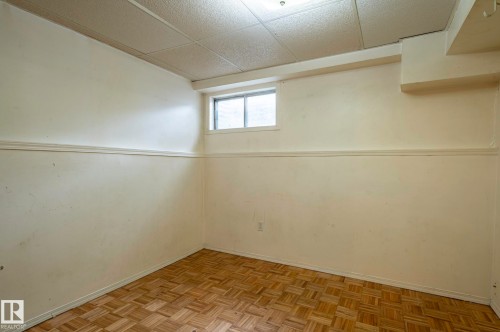 18439 66 Avenue, Edmonton, AB - Indoor Photo Showing Other Room