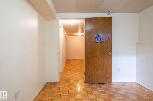 18439 66 Avenue, Edmonton, AB - Indoor Photo Showing Other Room