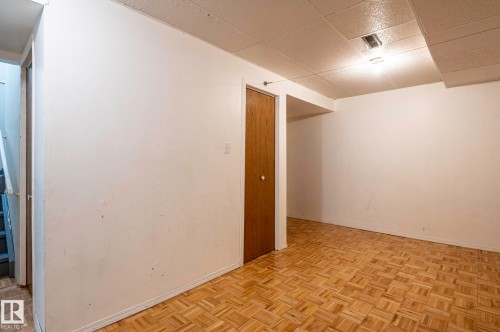 18439 66 Avenue, Edmonton, AB - Indoor Photo Showing Other Room