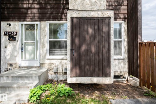 18439 66 Avenue, Edmonton, AB - Outdoor